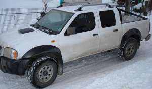 NISSAN NAVARA 2500 TDI