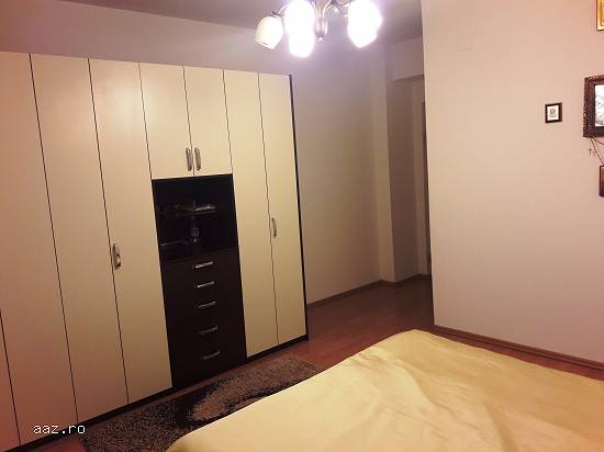 apartament trei camere