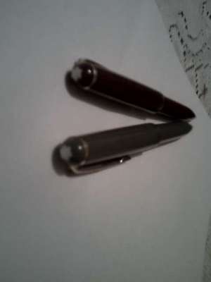 vand 2 pixuri montblanc nr 215 originale