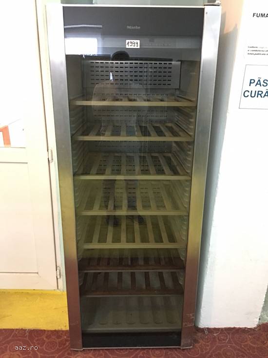 Vitrina frigorifica DE vinuri Racitor de vinuri MIELE inox