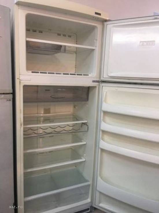Frigider RETRO ATLANTIC Total No Frost A+ 470litrii CREM