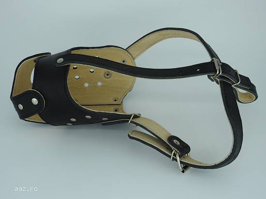 Botnita  piele Staff cu decoratiuni