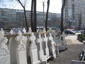 Monumente funerare si constructii funerare