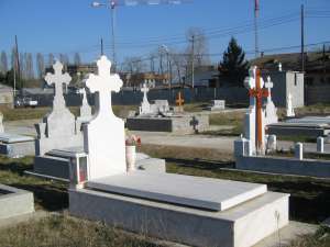 Monumente funerare si constructii funerare