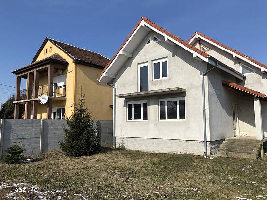 De vânzare urgent casă S+P+M + teren 25 ari,     strada Dara,     Satu Mare