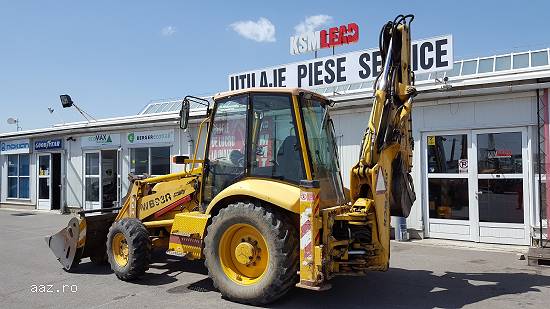 Buldoexcavator Komatsu WB93R-2
