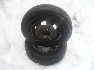 VAND 2 cauciucuri cu tot cu jenti pentru ford transit 185-75-R14C