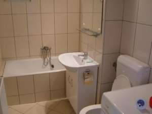 Inchiriez (ofer) apartament 2 camere