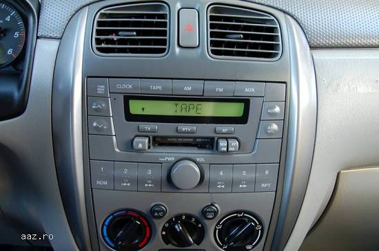 Consola Radio 2Din OEM Mazda Premacy Mpv Aux