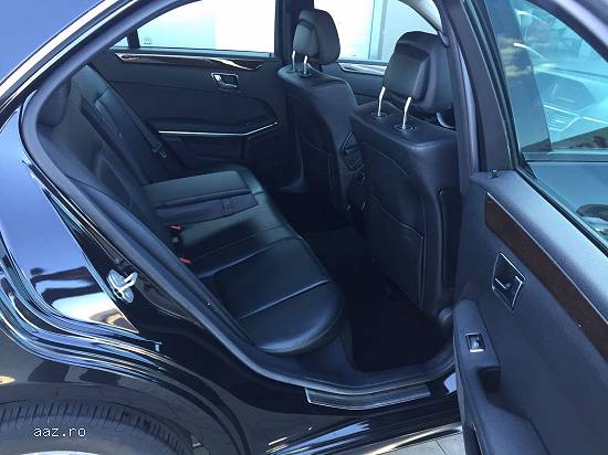MERCEDES BENZ E200