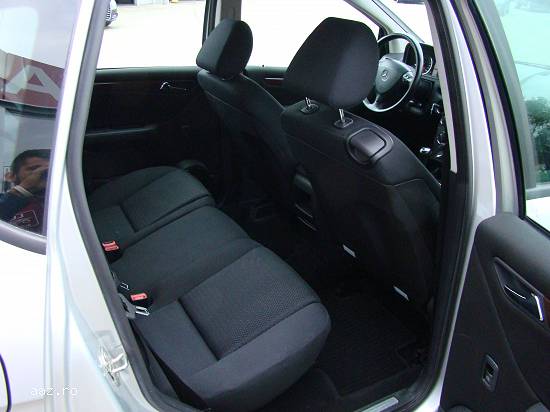 MERCEDES BENZ A 200