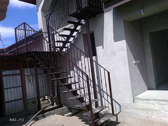 Reparam si executam porti,   garduri scari,   copertine,   gratii si alte confectii metalice in Timi