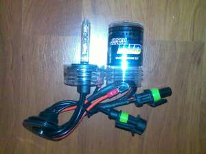 Becuri bixenon H4 si Xenon H7/becuri si kit-uri