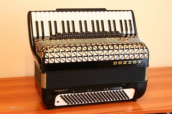 ACordeon Hohner Atlantic 4 de Luxe