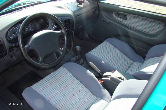 MITSUBISHI COLT