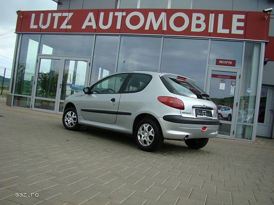 PEUGEOT 206