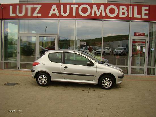 PEUGEOT 206
