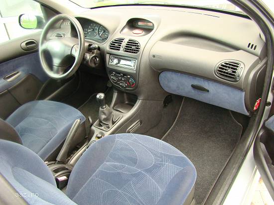 PEUGEOT 206