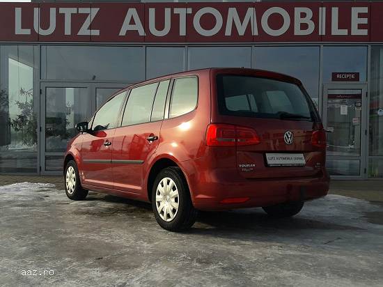 VOLKSWAGEN Touran