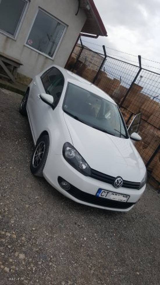 Vand Golf 6  tdi  din 2013  cu Navigatie mare color  inm Ro