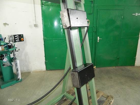 Presa hidraulica pentru rame SH 1394