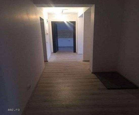 Apartament 2 camere,   Bragadiru - capăt RATB 302