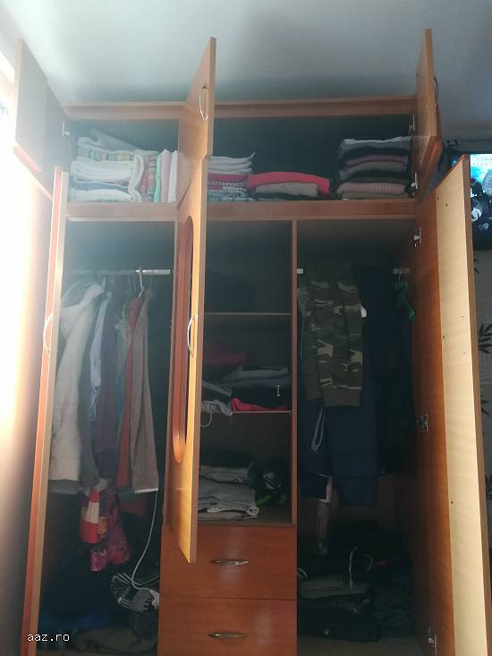 Șifonier cu 3 usi