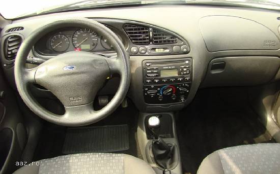 FORD FIESTA 2002