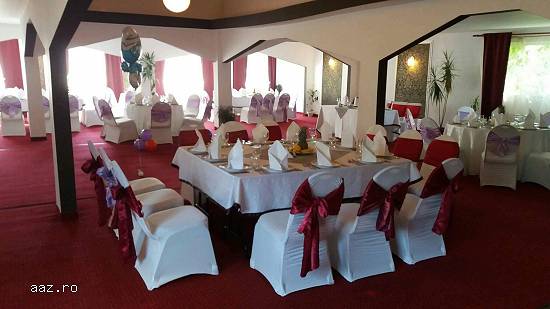 De inchiriat restaurant