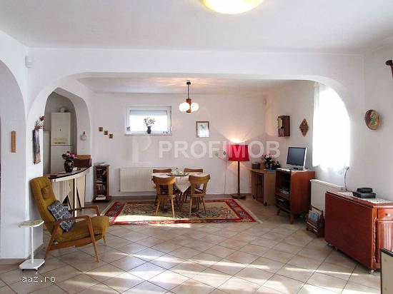 Vila de vanzare in Ciorogarla,   langa padure