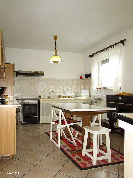 Vila de vanzare in Ciorogarla,   langa padure