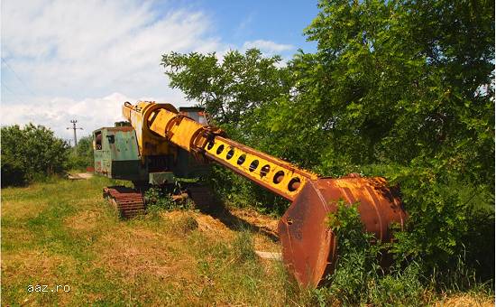 Vand excavator Liebherr 60R,   prin lichidator judiciar