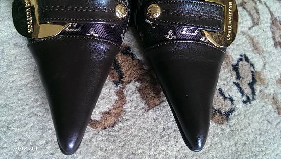 Vand pantofi dama LOUIS VUITTON,     nr.39