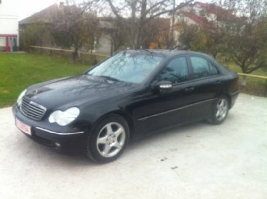 Vand Mercedes Benz C180!