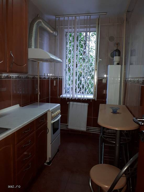 Proprietar,   vand garsoniera superba,   metrou valea argesului,   complet mobilata si utilata!