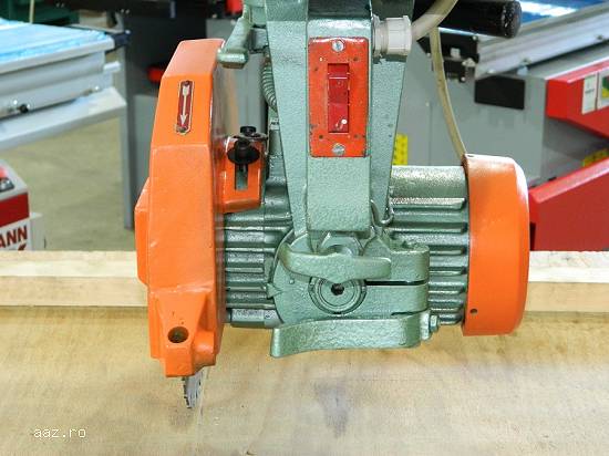 Circular radial de retezat OMGA 500