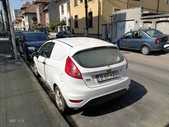 Vand Ford Fiesta (furgoneta izoterma),  