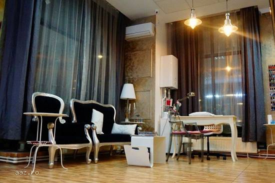Vand afacere: salon infrumusetare ultracentral - Unirii,   la cheie,   functional
