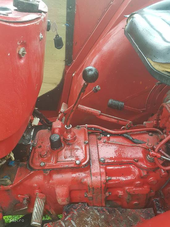 Vand tractoras U445,  stare impecabila,   45cp