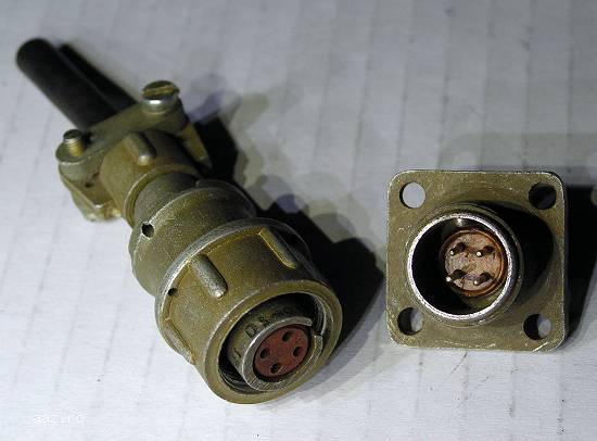 Conector Militar URSS 2PM14