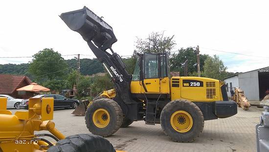 Incarcator frontal Komatsu WA 250