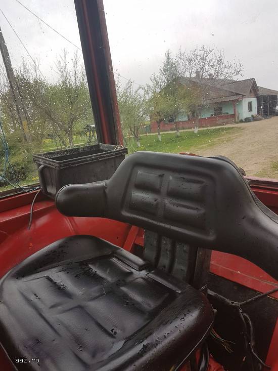 Vand tractoras U445 sau schimb cu altul mai mare