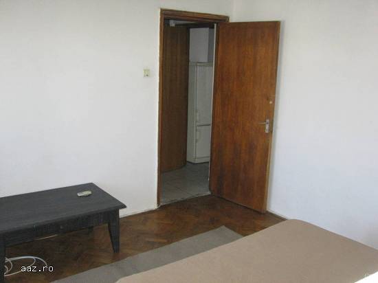 Cismigiu 2 camere bloc din 1973