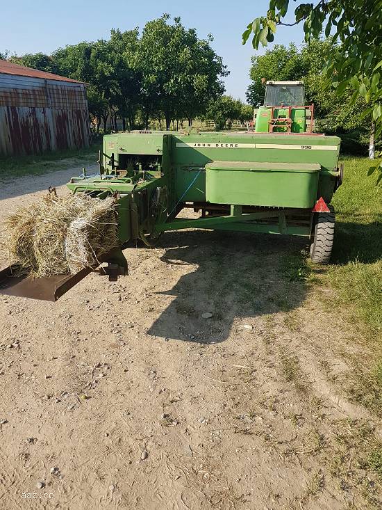 vand balotiera John Deere 386 stare perfecta.