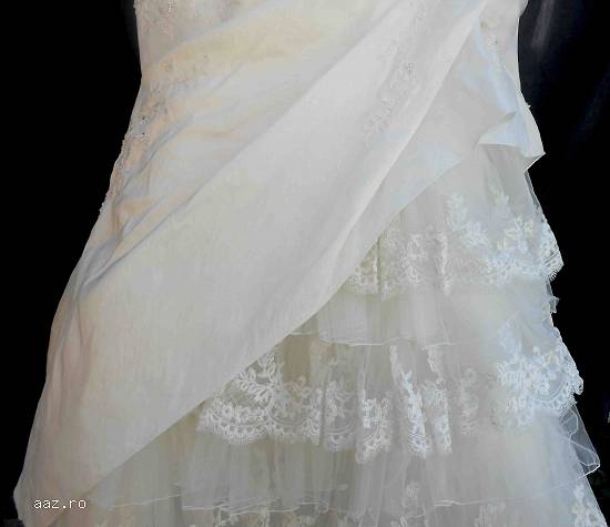 Rochie de mireasa bien savvy