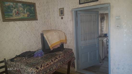 Casa si teren 700mp-zona linistita