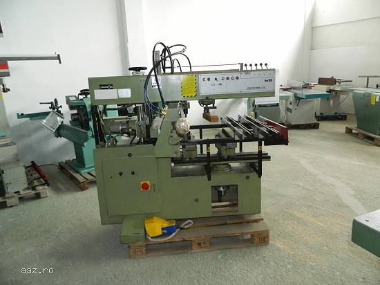 Masina de gaurit multiplu BIESSE 636