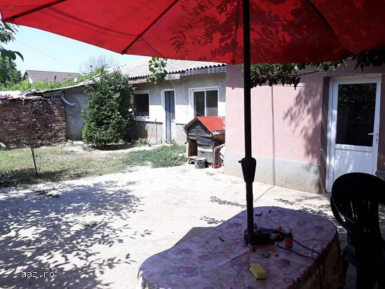 Casa de vanzare