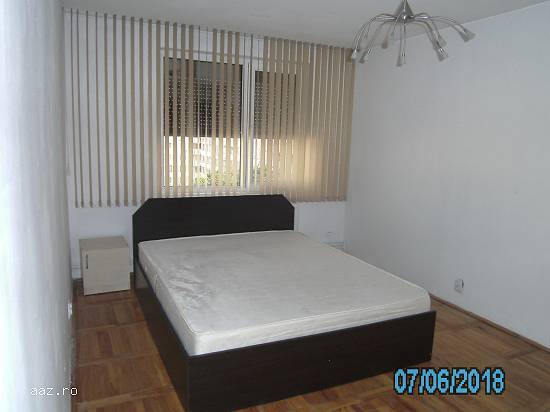 Inchiriez apartament