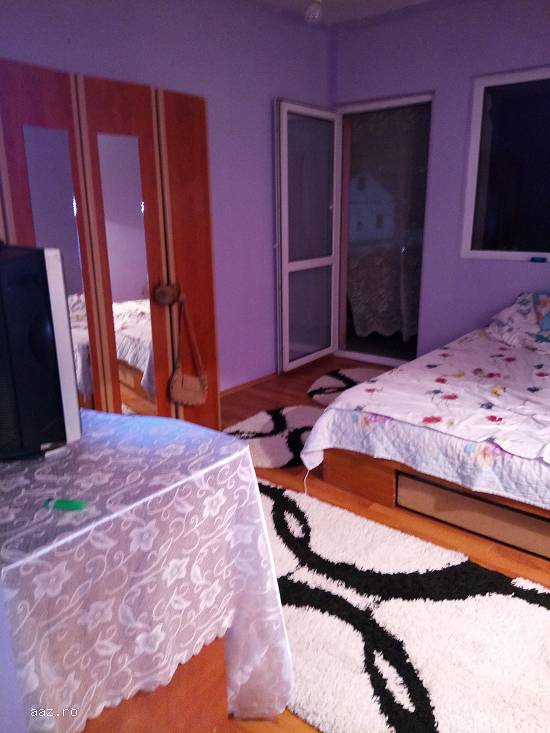 Vând casa URGENT!!
